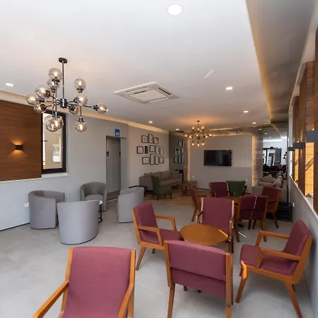 Hotel Village Family