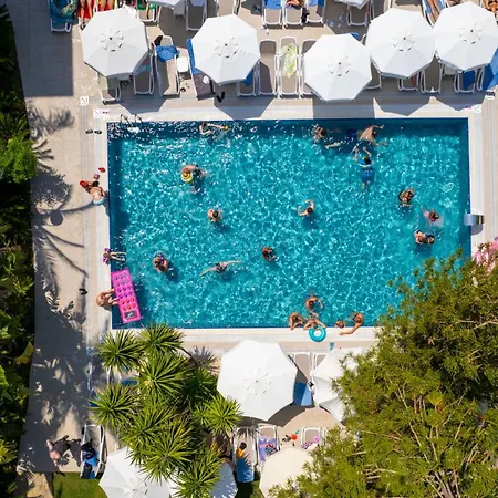 Village Family Sidé