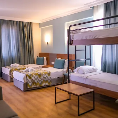 Village Family Sidé