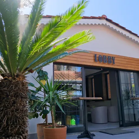 Side Village Family Suite