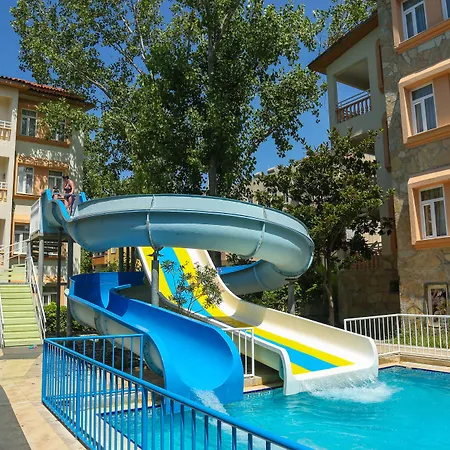 Hotel Village Family Sidé