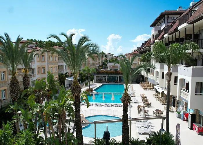 Village Family Hotel 4*