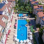 Village Family Aparthotel