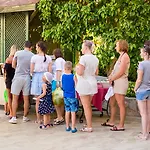 Village Family Aparthotel 4*