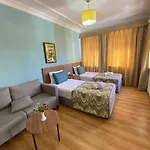Side Village Family Suite Side
