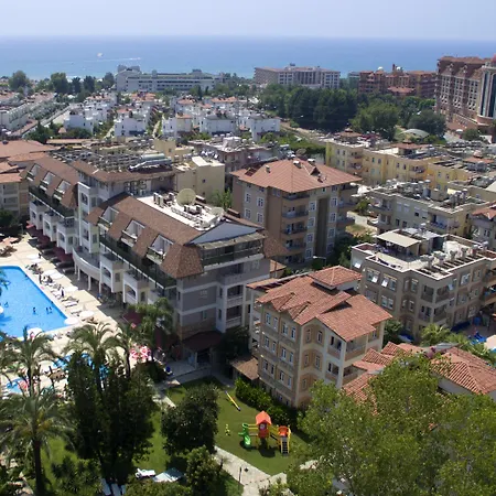 Village Family Apartahotel 4*