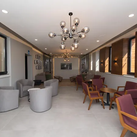 Village - Hotell