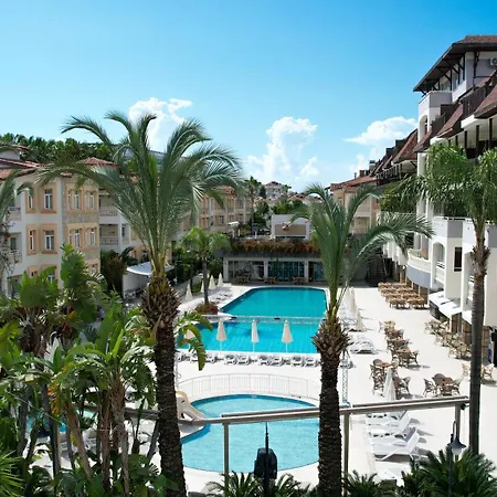 Village - Hotell 4*